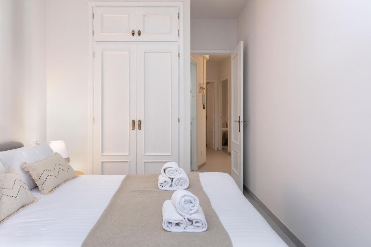 Flateli Cort Reial 10 Apartment Херона Екстериор снимка
